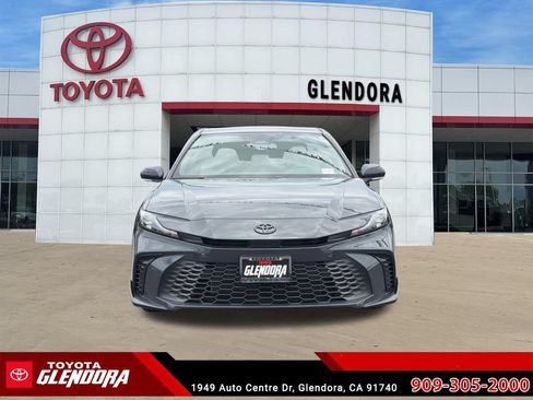 New 2026 Toyota Camry SE FWD image 3