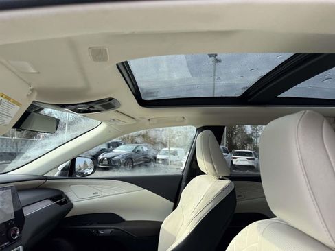 Used 2023 Lexus RX 350 Luxury w/ Cold Area Package image 21