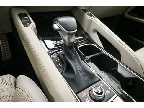 Used 2023 Kia Telluride SX Prestige image 14