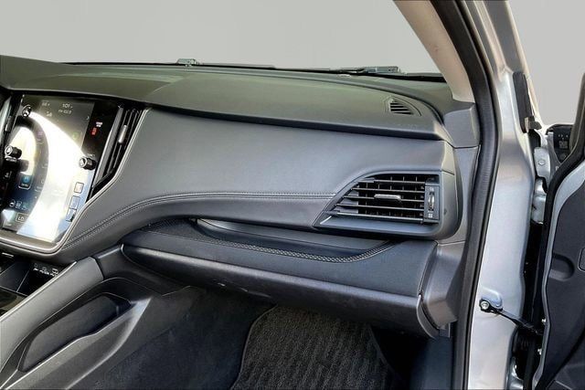 Used 2024 Subaru Outback Premium AWD/4WD image 27