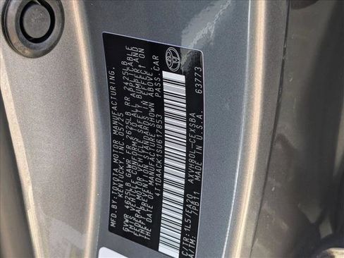 Used 2025 Toyota Camry SE image 16