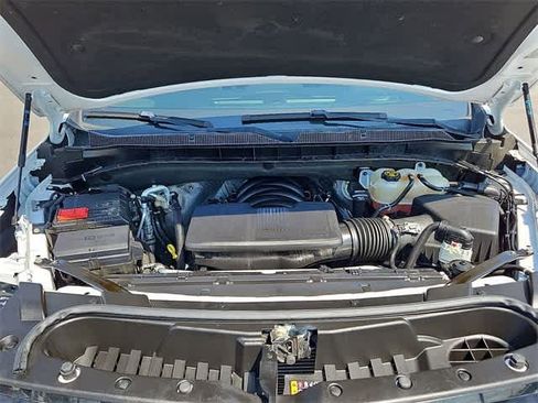 Used 2023 Chevrolet Tahoe Z71 w/ Luxury Package image 36