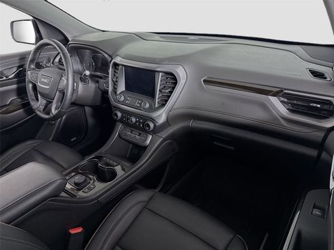 Used 2023 GMC Acadia AT4 w/ Technology Package image 25