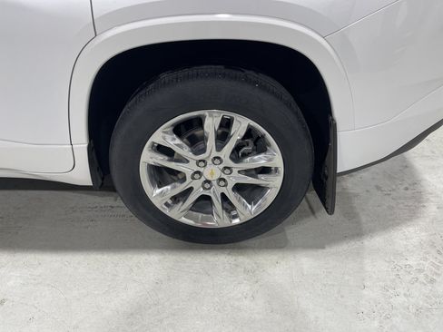 Used 2019 Chevrolet Traverse High Country AWD/4WD image 10