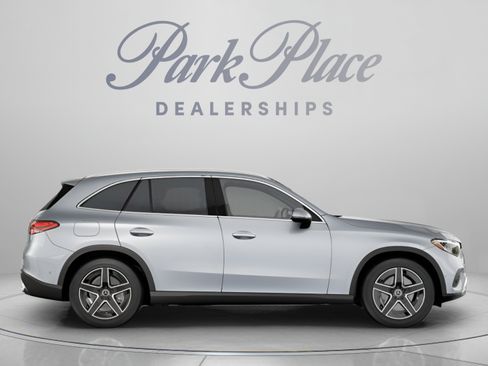 Used 2026 Mercedes-Benz GLC 300 image 25