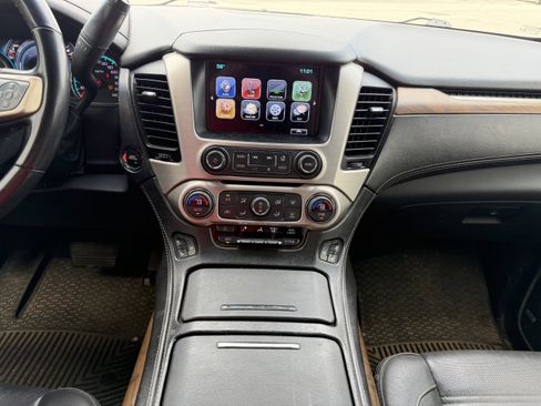 Used 2019 GMC Yukon Denali w/ Open Road Package AWD/4WD image 23