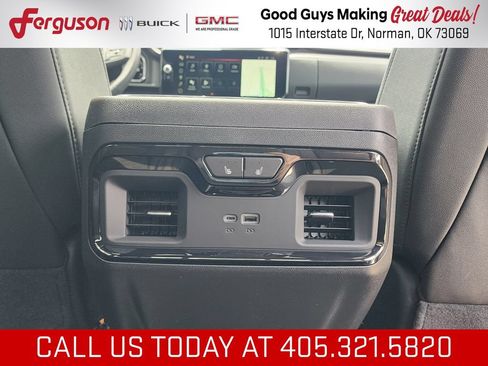 New 2026 GMC Sierra 1500 AT4 w/ AT4 Premium Package AWD/4WD image 48