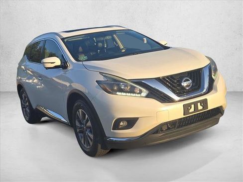 Used 2018 Nissan Murano SL w/ Moonroof Package AWD/4WD image 3