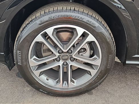 Certified 2025 Audi Q5 Premium w/ Convenience Package image 25