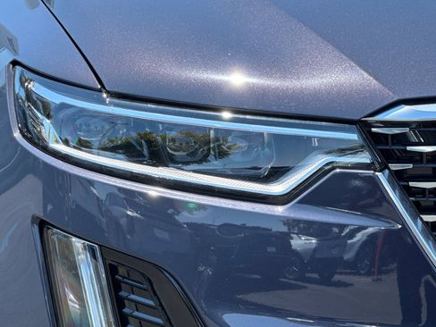 Used 2024 Cadillac XT6 Premium Luxury w/ Platinum Package image 39