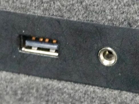 Used 2013 Porsche Cayenne S image 28