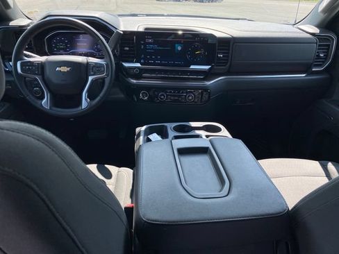 Certified 2024 Chevrolet Silverado 1500 LT AWD/4WD image 5