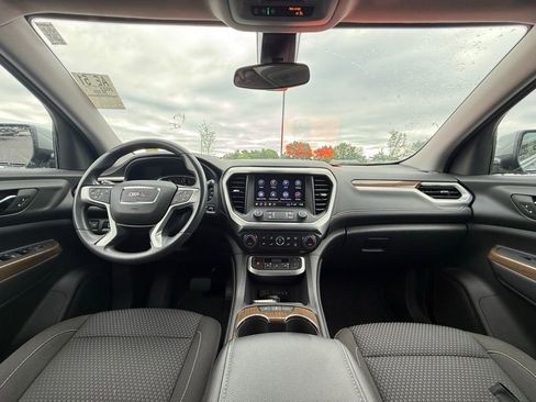 Used 2023 GMC Acadia SLE FWD image 26