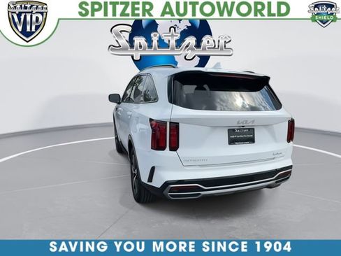 Certified 2023 Kia Sorento S FWD image 8