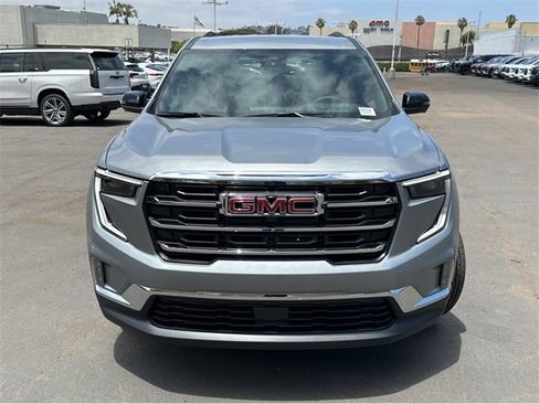 New 2025 GMC Acadia Elevation w/ Elevation Premium Package image 2