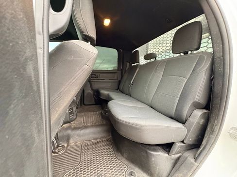 Used 2021 RAM 5500 Tradesman w/ Chrome Appearance Group image 23