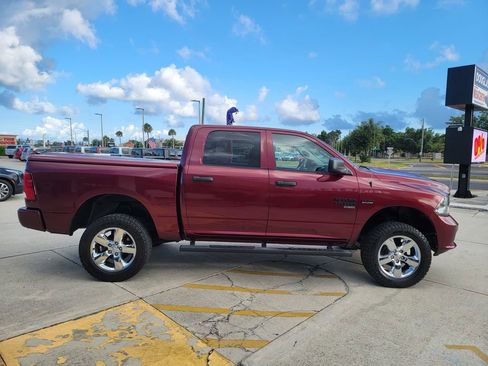 Used 2019 RAM 1500 Express w/ Express Value Package AWD/4WD image 6