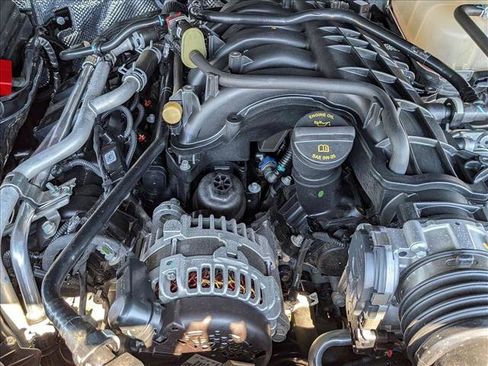 Used 2024 Jeep Wrangler Unlimited Rubicon w/ Technology Group image 22