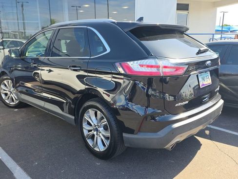 Used 2019 Ford Edge Titanium image 5