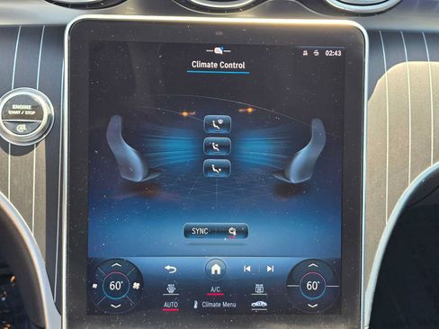Used 2023 Mercedes-Benz C 300 Sedan image 29