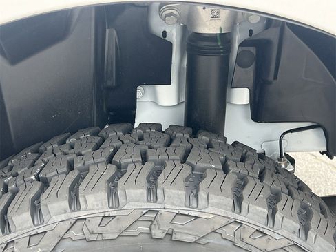 New 2025 Ford Maverick XL w/ 4K Tow Package image 30