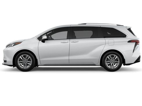 New 2025 Toyota Sienna Limited image 31