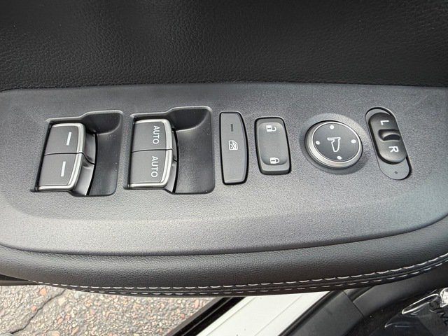 New 2027 Honda HR-V EX-L image 16