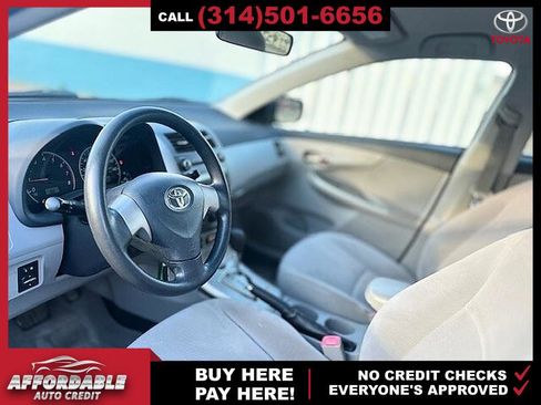 Used 2011 Toyota Corolla LE image 9
