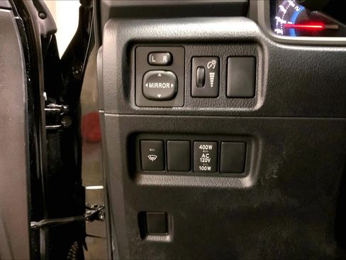 Used 2016 Toyota 4Runner SR5 image 34