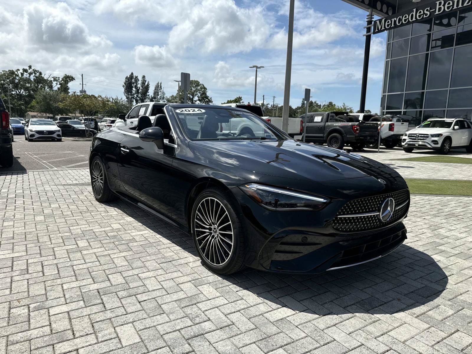 Certified 2024 Mercedes-Benz CLE 300 4MATIC Cabriolet image 7