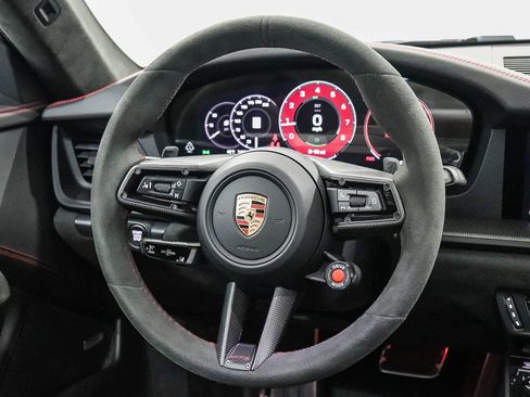 Used 2026 Porsche 911 Carrera GTS RWD image 16