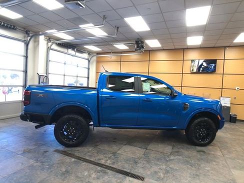 New 2025 Ford Ranger Lariat w/ Black Appearance Package image 8