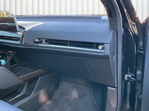 Used 2026 Cadillac Vistiq Sport image 12