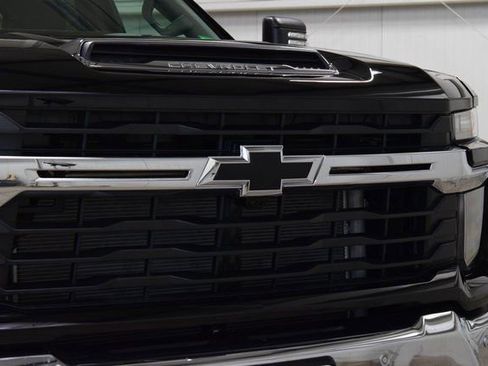 New 2026 Chevrolet Silverado 3500 LT w/ All Star Edition AWD/4WD image 11