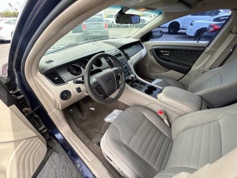 Used 2011 Ford Taurus SE FWD image 10
