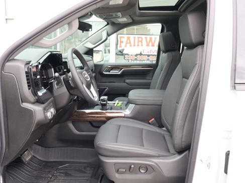 New 2026 GMC Sierra 1500 Elevation w/ Elevation Premium Package AWD/4WD image 15