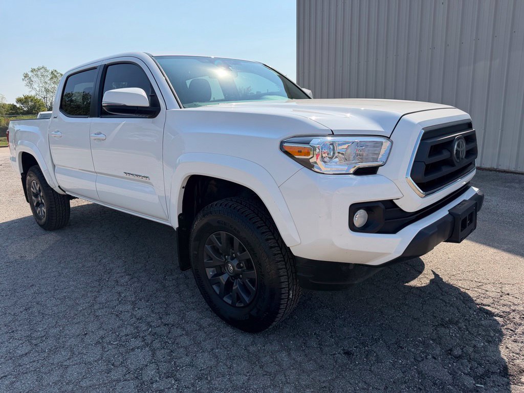 Certified 2023 Toyota Tacoma SR5 w/ Technology Package AWD/4WD image 5