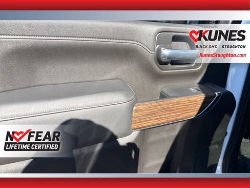 Used 2022 Chevrolet Silverado 2500 High Country w/ Z71 Off-Road Package image 38