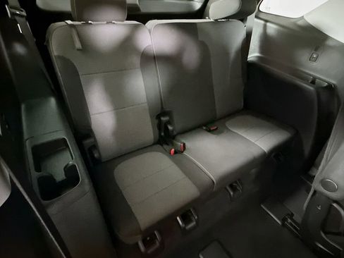 Used 2018 Chevrolet Traverse LT image 30