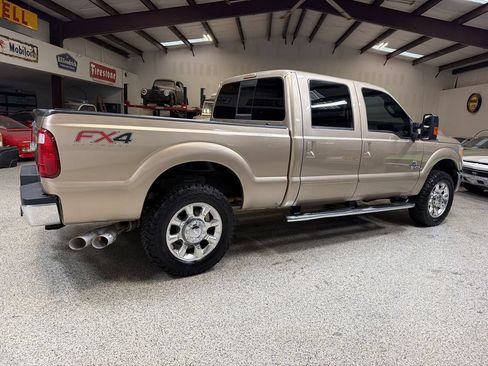 Used 2013 Ford F250 Lariat w/ Lariat Ultimate Pkg AWD/4WD image 8
