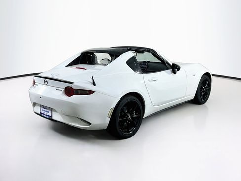 Used 2021 MAZDA MX-5 Miata RF Club RWD image 5