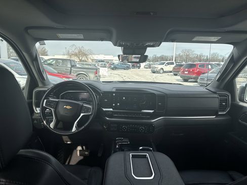 Certified 2022 Chevrolet Silverado 1500 LTZ w/ LTZ Premium Package image 20