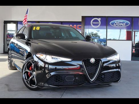 Used 2018 Alfa Romeo Giulia Ti Sport w/ Quick Order Package 22S Sport image 1