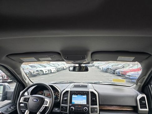 Used 2018 Ford F150 Lariat w/ Equipment Group 502A Luxury image 27