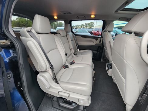 Certified 2022 Honda Odyssey EX-L image 13