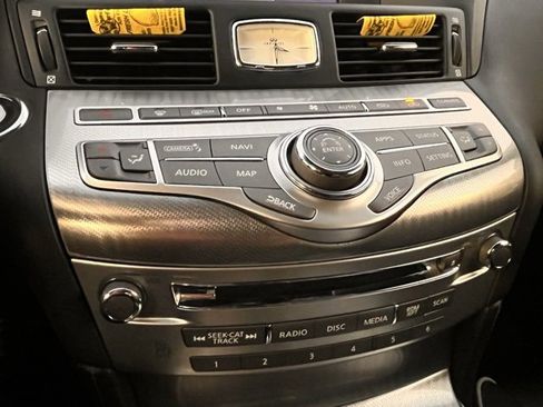 Certified 2019 INFINITI Q70 Luxe image 17