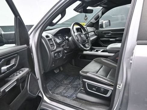 Used 2024 RAM 1500 Laramie AWD/4WD image 13