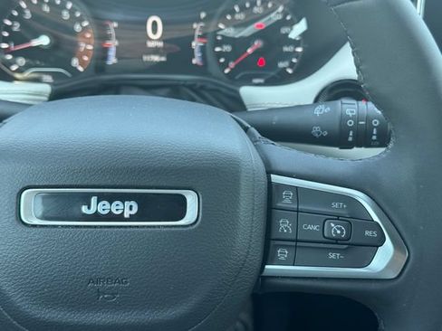 Certified 2024 Jeep Compass Limited AWD/4WD image 23