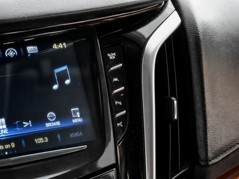 Used 2019 Cadillac Escalade ESV Premium Luxury RWD image 31