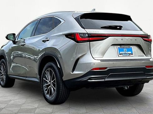Used 2024 Lexus NX 250 FWD image 5